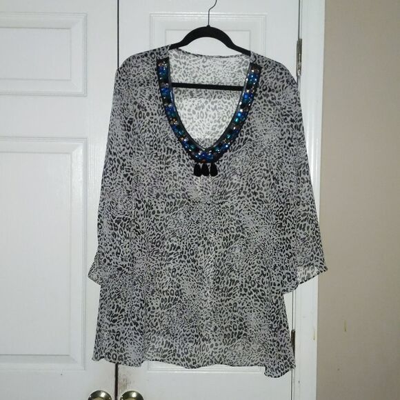Sheer cheetah embellished neckline blouse - Picture 1 of 7